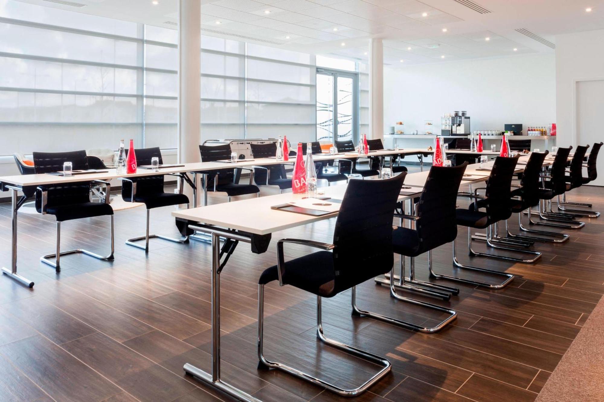 Ac Hotel By Marriott Paris Le Bourget Airport Dugny Εξωτερικό φωτογραφία