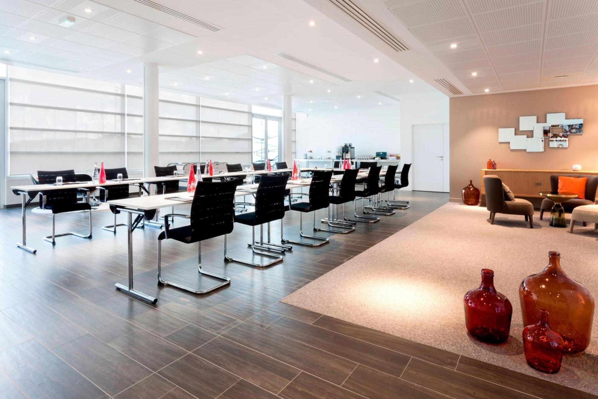 Ac Hotel By Marriott Paris Le Bourget Airport Dugny Εξωτερικό φωτογραφία