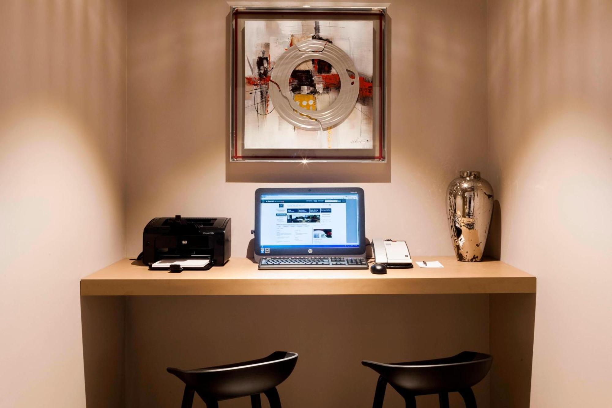 Ac Hotel By Marriott Paris Le Bourget Airport Dugny Εξωτερικό φωτογραφία